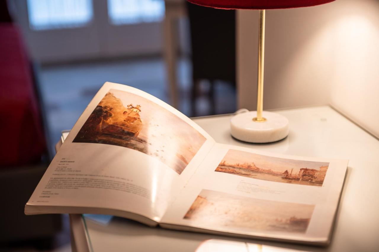 Foriart Relais Hotel Napoli Bagian luar foto