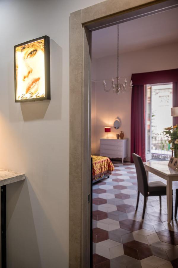 Foriart Relais Hotel Napoli Bagian luar foto