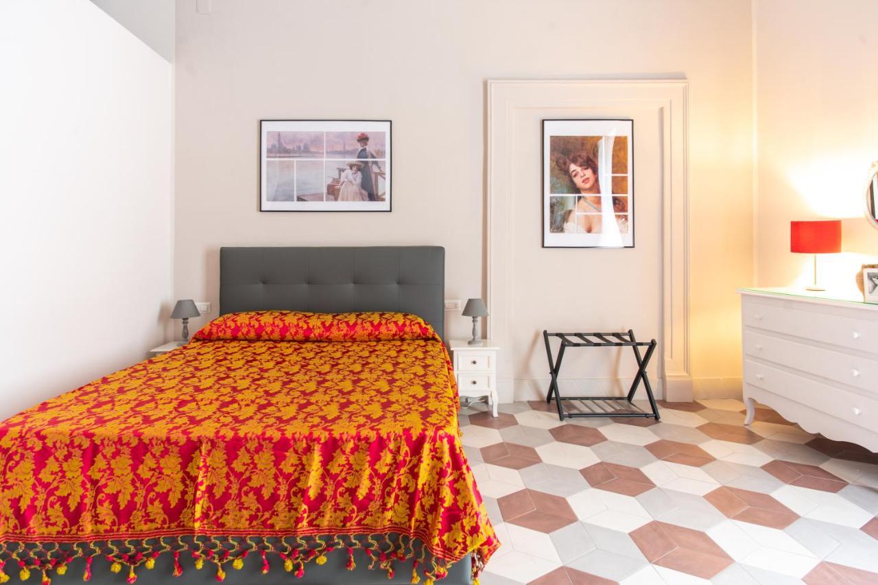 Foriart Relais Hotel Napoli Bagian luar foto